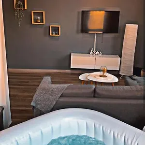 Appartement Cosy Et Chaleureux Avec Jacuzzi, Seraing