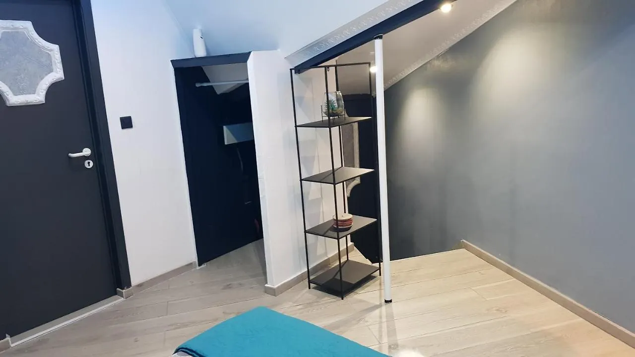 Appartamento Chambre luxueuse proche centre ville et aéroport Montignies-sur-Sambre Belgio