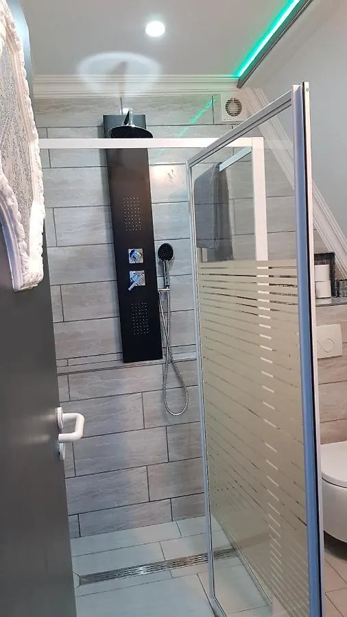 Appartamento Chambre luxueuse proche centre ville et aéroport Montignies-sur-Sambre
