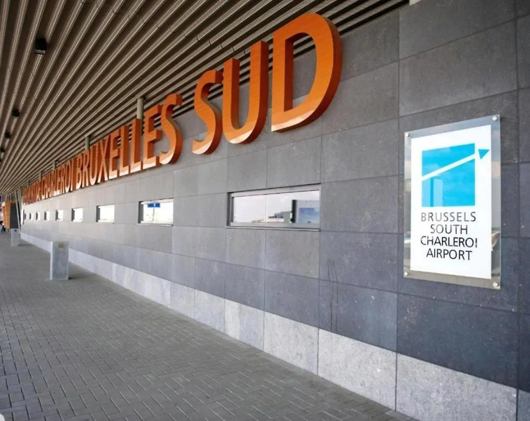 Chambre luxueuse proche centre ville et aéroport Montignies-sur-Sambre Appartamento